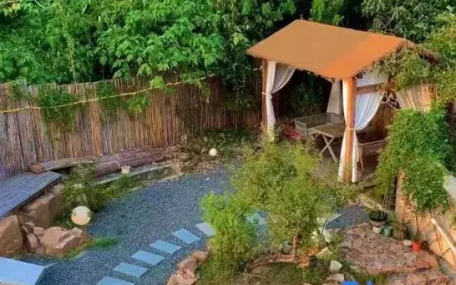 Fenli Courtyard. Lakeview Garden Holiday Homestay (Xishan Mingyuewan Branch)