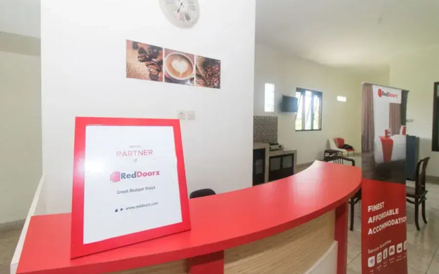 RedDoorz Syariah near Stasiun Madiun