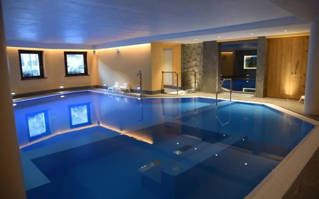 Petit Hotel