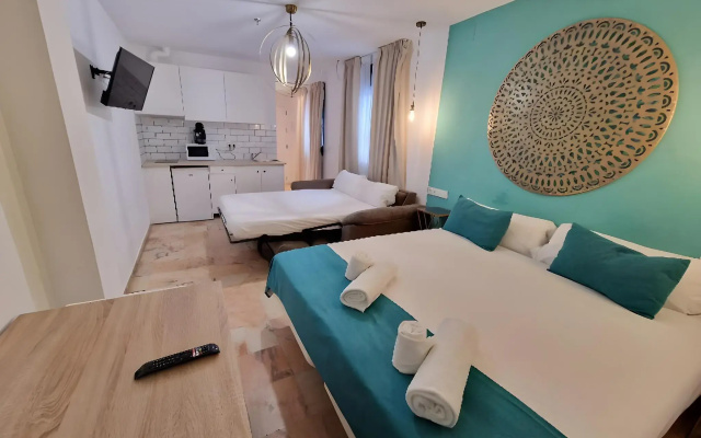 Hotel y Apartamentos Doña Lola