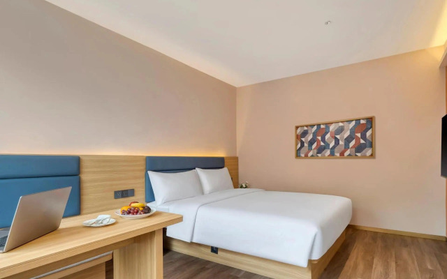 Model J Hotel Jakarta Central Park