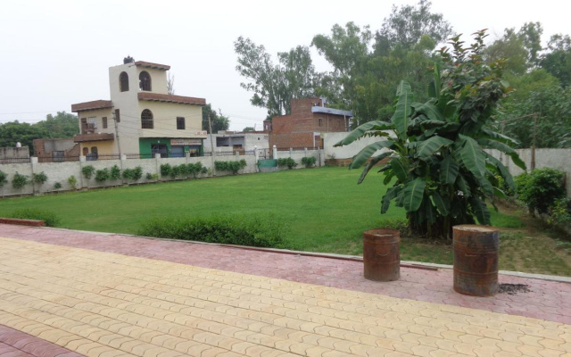 Maharana Farms