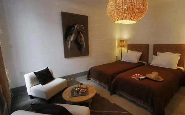Riad Awa