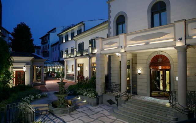 Montebello Splendid Hotel вид на фасад