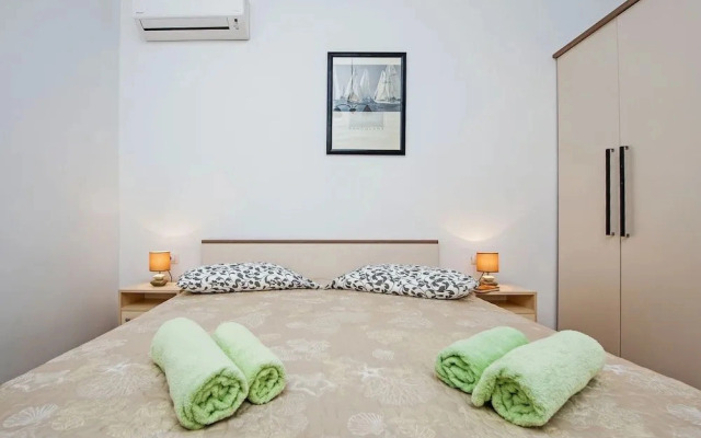 Apartments & Rooms Chiara