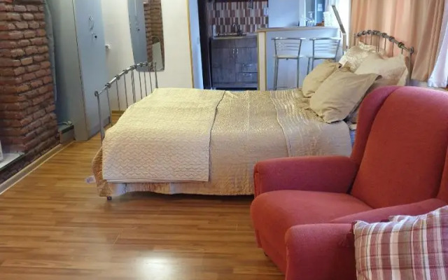 Bright Cozy Apartment in Tbilisi