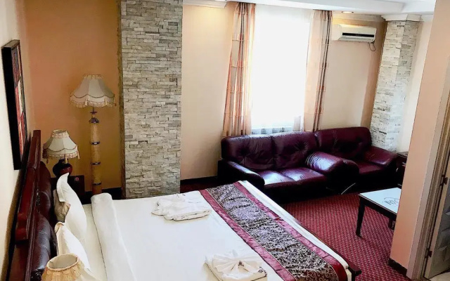 Hotel Royal