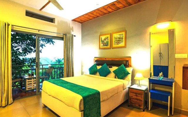 Mistletoe Homestay & Cafe