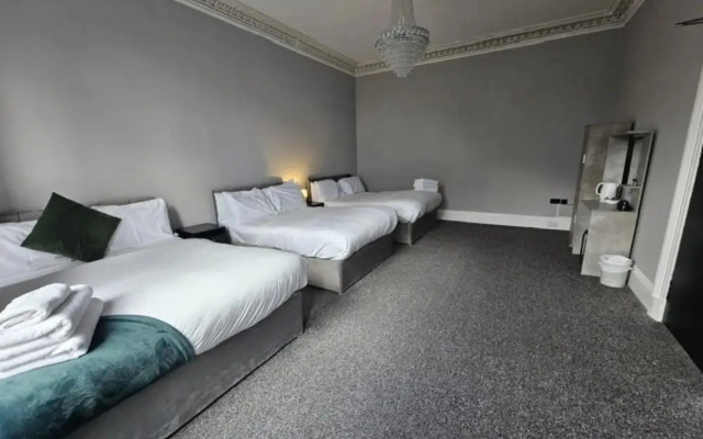 Edinburgh City Hotel
