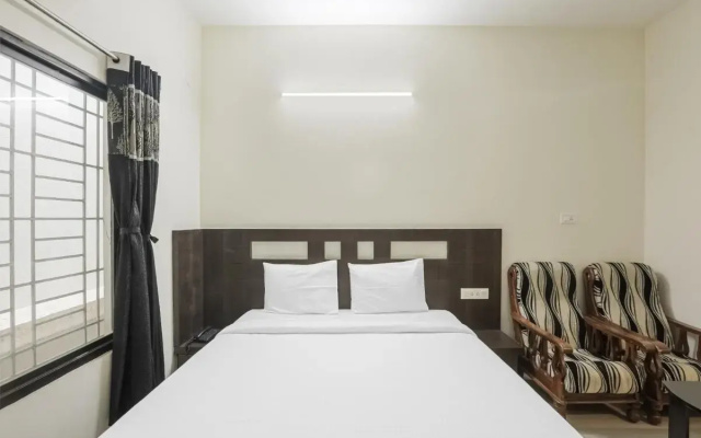 Capital O 84042 Nakshatraa Residency