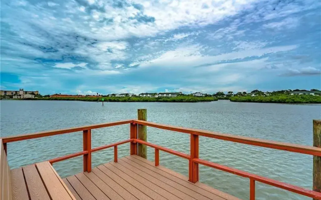 Seashell 19 - Two Bedroom Condo