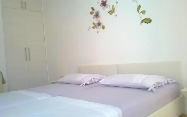 Apartment Small Pearl
