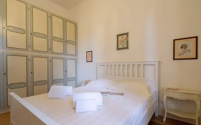 Stadium Apartment