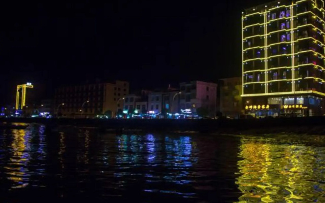 Jinfeng Seaview Hotel (Yangjiang Dongping Pearl Bay Branch)