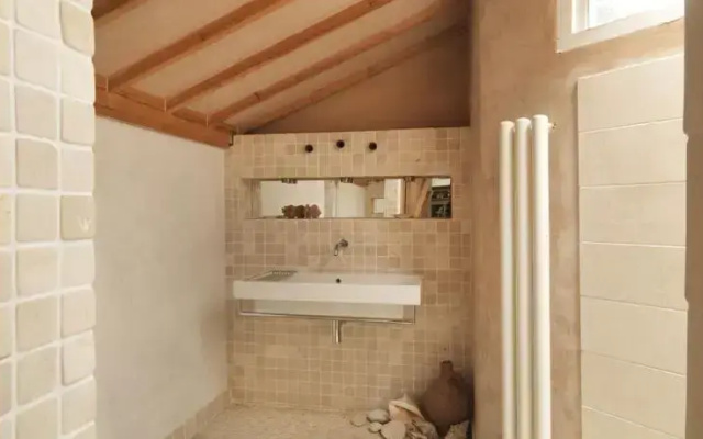 Machado Gallery B&B