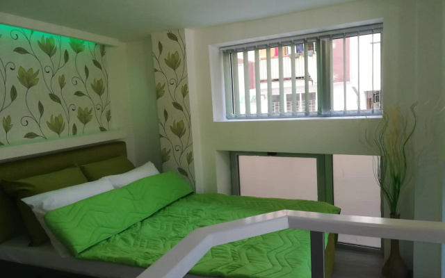 Classy and Cozy - New - 3 beds - Near Center