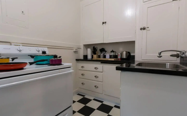 Historic Condo Downtown with great amenities!