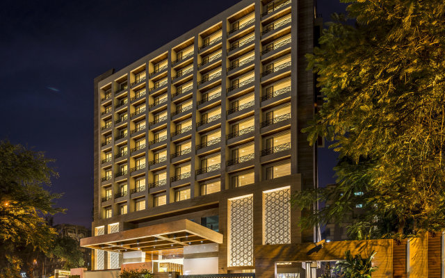 Genesis Hotel Near Mumbai Airport in Mumbai, India from 83$, photos, reviews - zenhotels.com hotel front