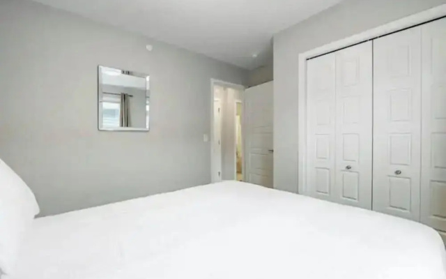 Luxury Modern Home - Livingstone