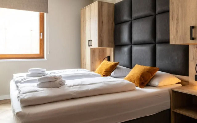 Stylish Apartment With Sauna, ski Area at 600 m