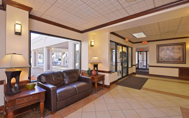 Quality Inn & Suites Williamsport