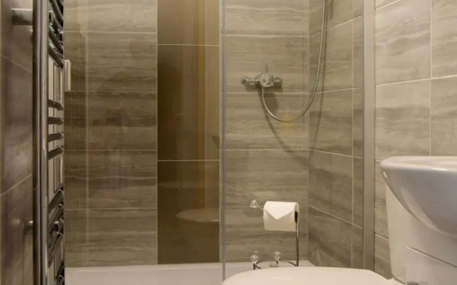 One Caprera Guest House