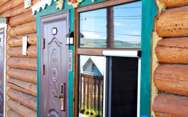 Yeliena Hotel