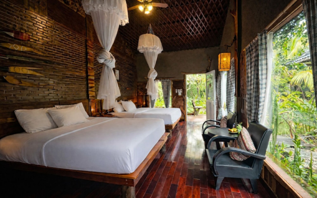 Mekong Silt Ecolodge