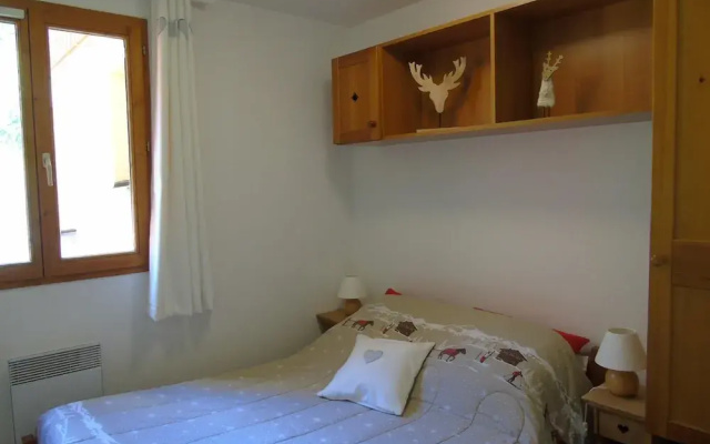 Lou Services Apartment G12 LSI 001