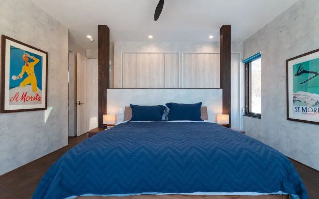 Off Piste Chalet by H2 Life