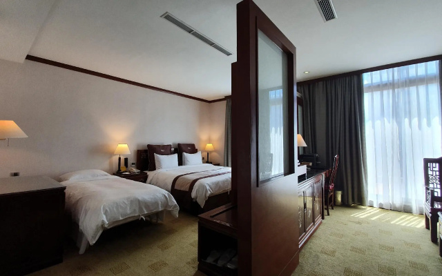 Rich Garden Hotel