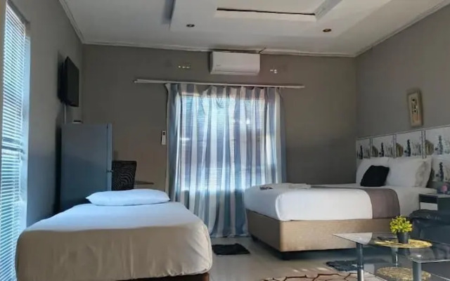 Aroundcorner GuestHouse