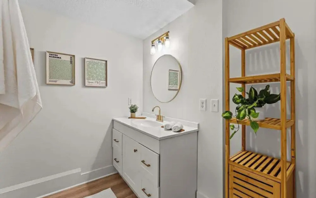 304 Lakeshore - Unit 1 and 2