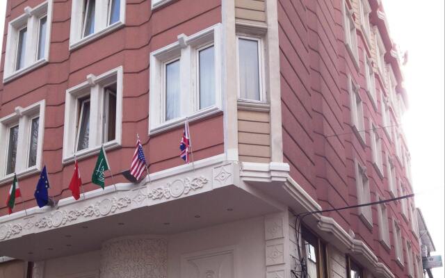 Kaya Madrid Hotel вид на фасад