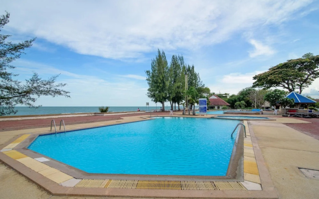 C-Shore Private Beachfront House