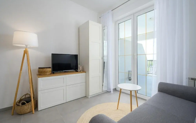 Cosy Apartment With Fenced Garden