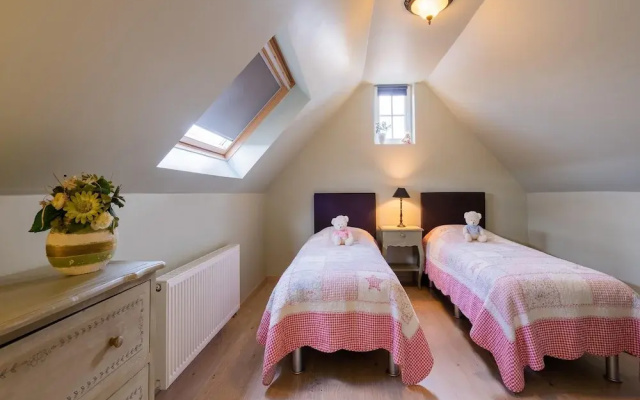 Inviting Holiday Home in Nieuwpoort With Garden