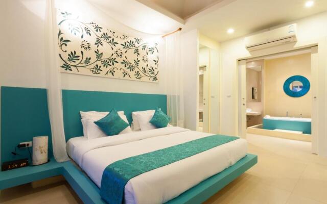 Отель Amala Grand Bleu Resort вид на фасад