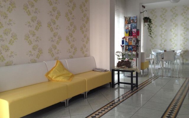 Hotel Luana Римини комната для гостей