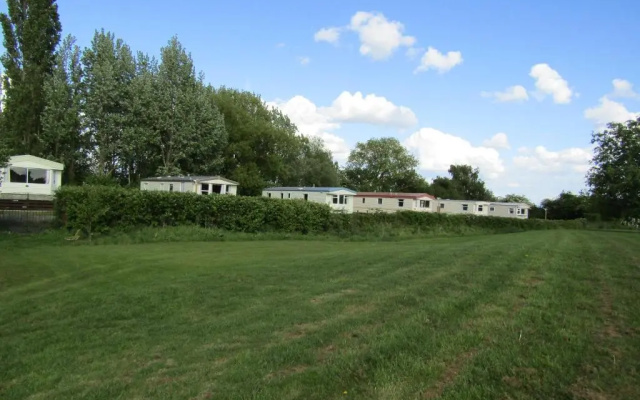 Fenlake holiday accommodation