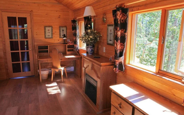 Big Creek Lodge - Working Guest Ranch