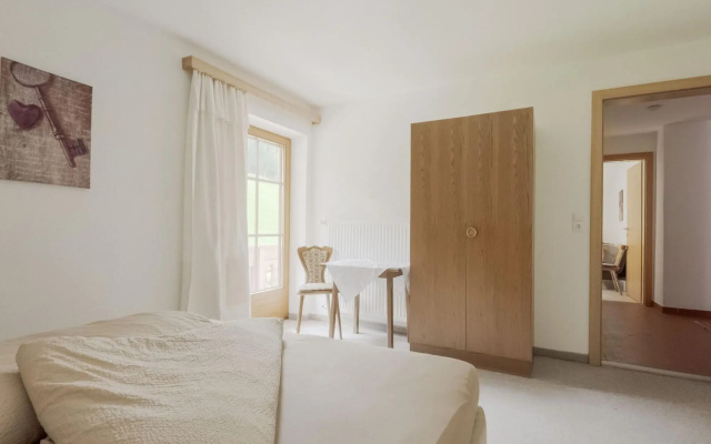 Lovely Apartment in Hainzenberg