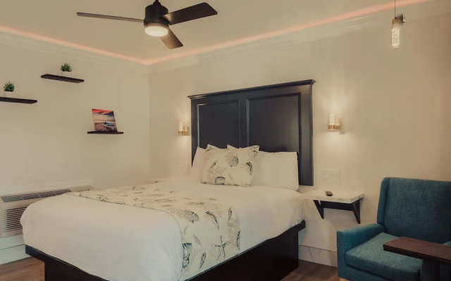 Blufftop Inn & Suites - Wharf/Restaurant District