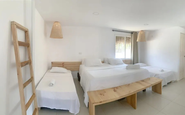 Arena Beach Hotel