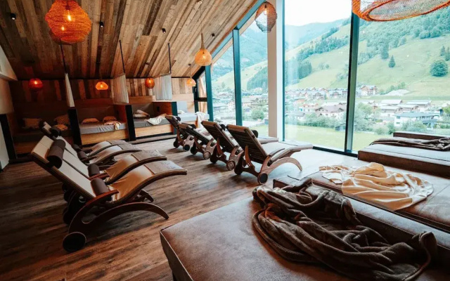 Nice Apartment With Balcony, Right on the Skislope
