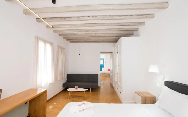 Luxury Sea View Apartment w shared pool