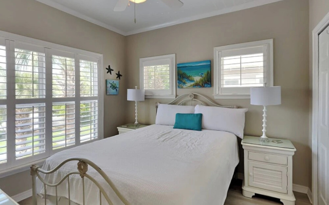 Layze Dayze by Southern Vacation Rentals