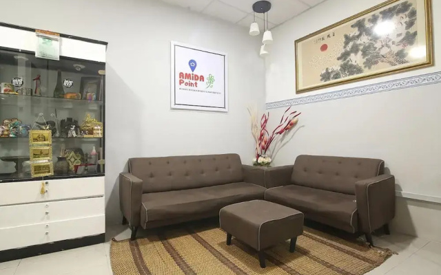 Single Room With Ac, Central Accomodation