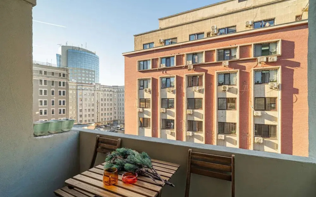 Stunning 2BR With Balcony on Piata Universitatii