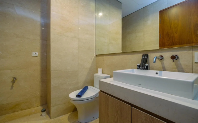 Modern 1Br Apartment at Veranda Residence Near Puri Indah Mall
